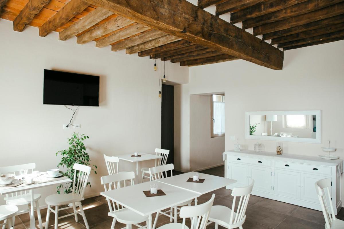Agriturismo Vitae Fabbrico Eksteriør billede