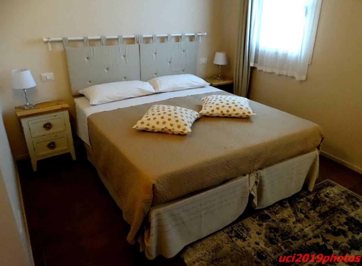 Agriturismo Vitae Fabbrico Eksteriør billede
